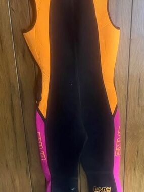 Bare Women’s One-Piece Wetsuit in Black, Orange & Pink M/L good condition